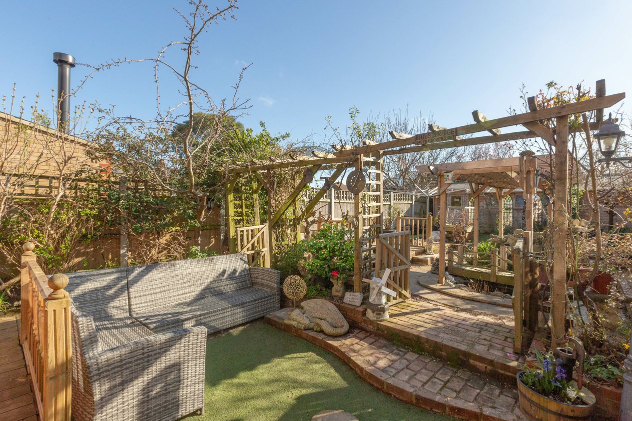 Properties For Sale in Welsdene Road Margate