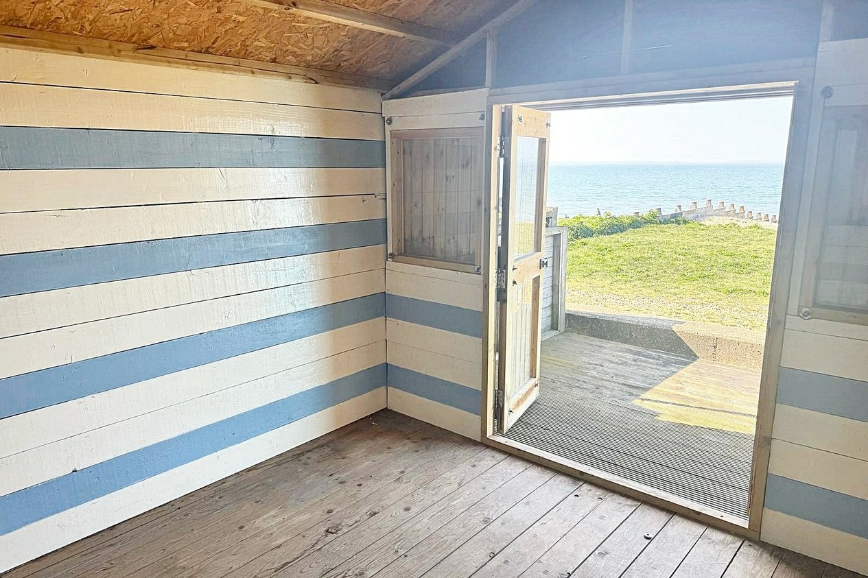 Properties For Sale in West Beach Whitstable