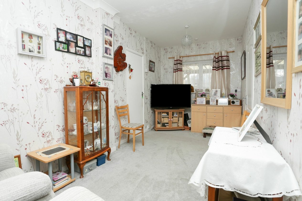 Properties For Sale in West Cliff Drive  Herne Bay