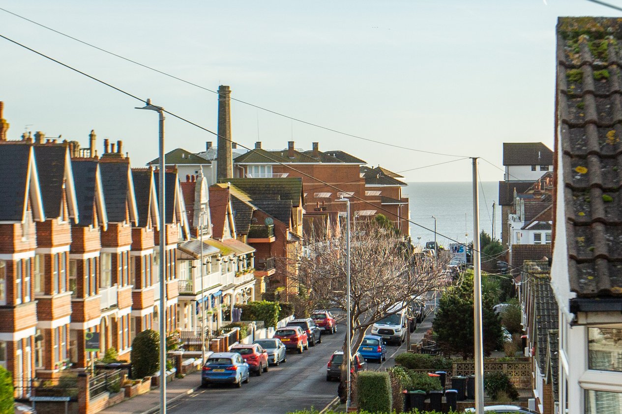 Properties Under Offer in West Cliff Road Broadstairs