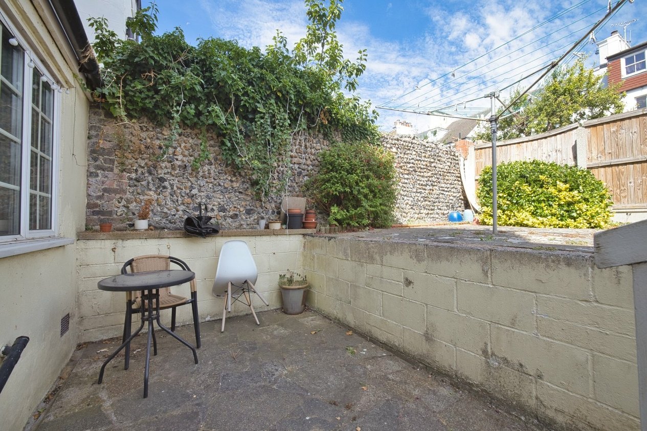 Properties For Sale in West Cliff Road Ramsgate