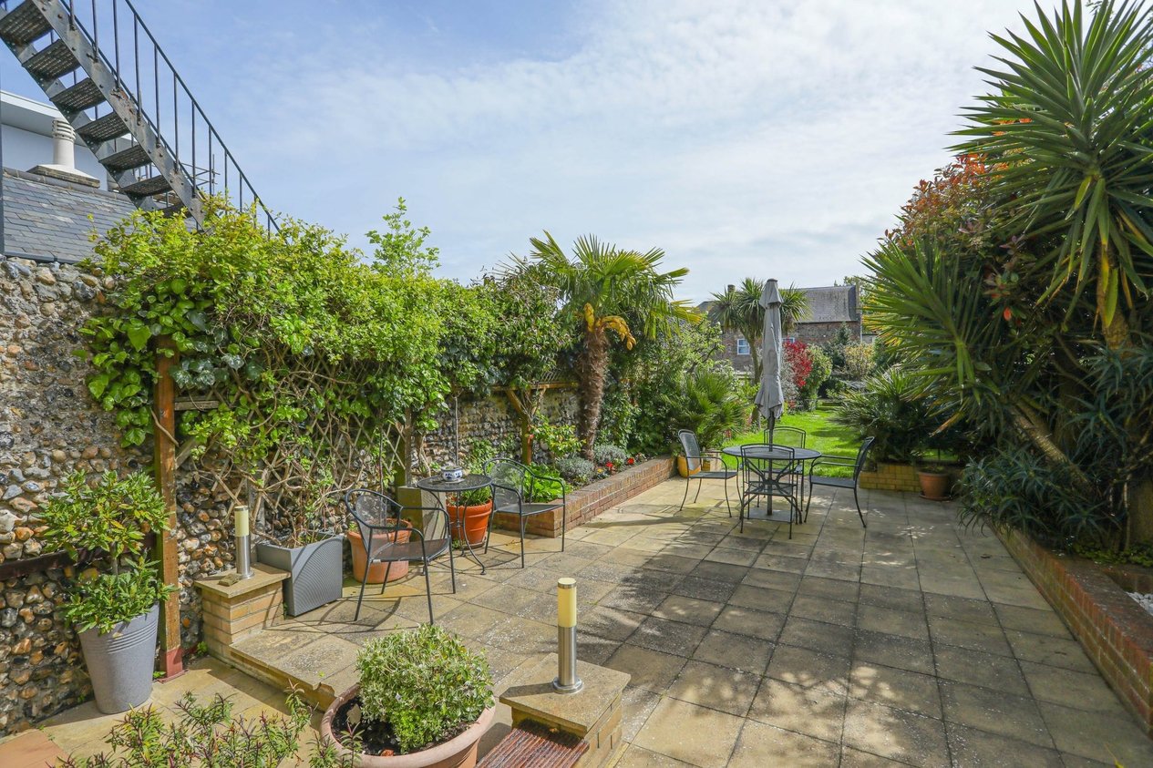 Properties For Sale in West Cliff Road  Ramsgate