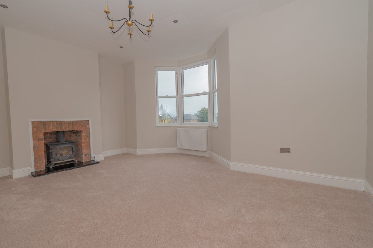 Properties Under Offer in West Cliff Road Ramsgate