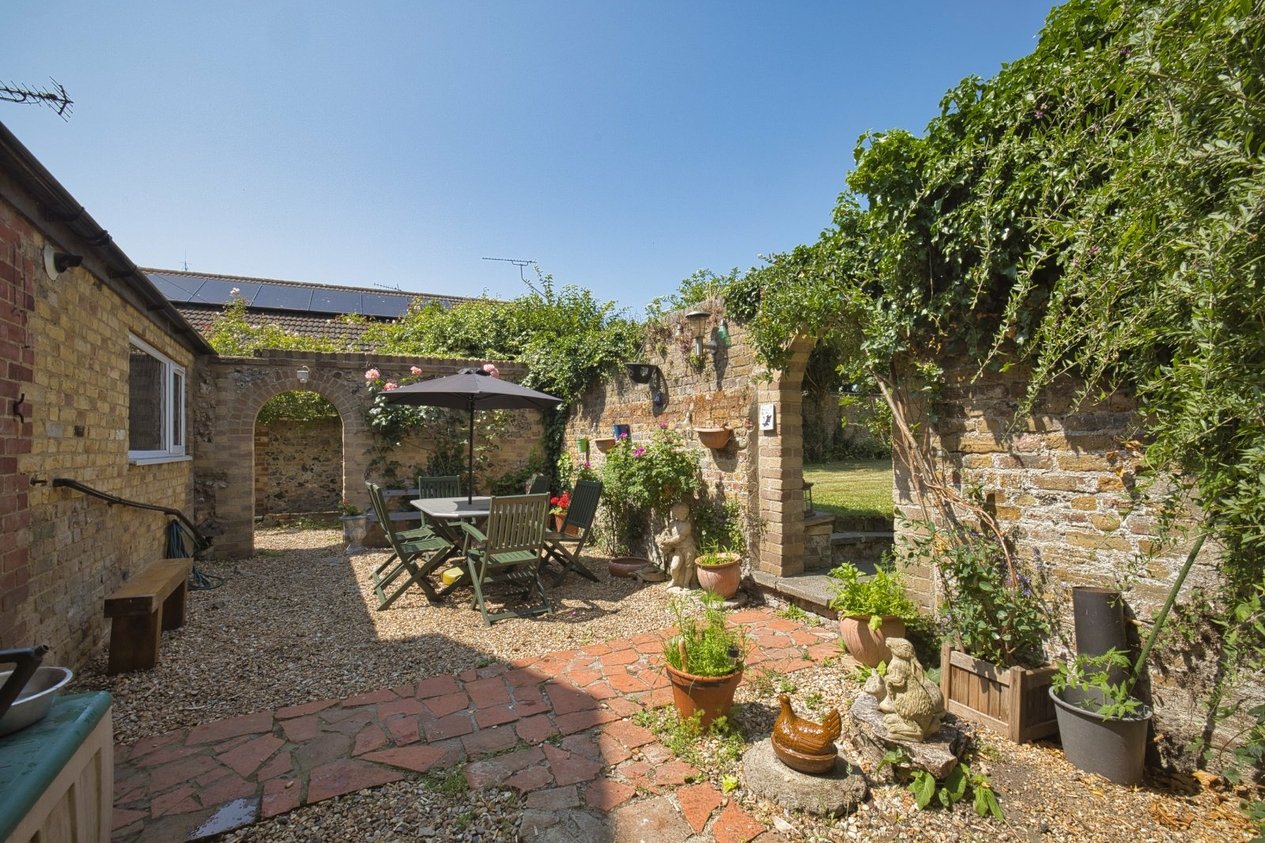 Properties For Sale in West Dumpton Lane Ramsgate