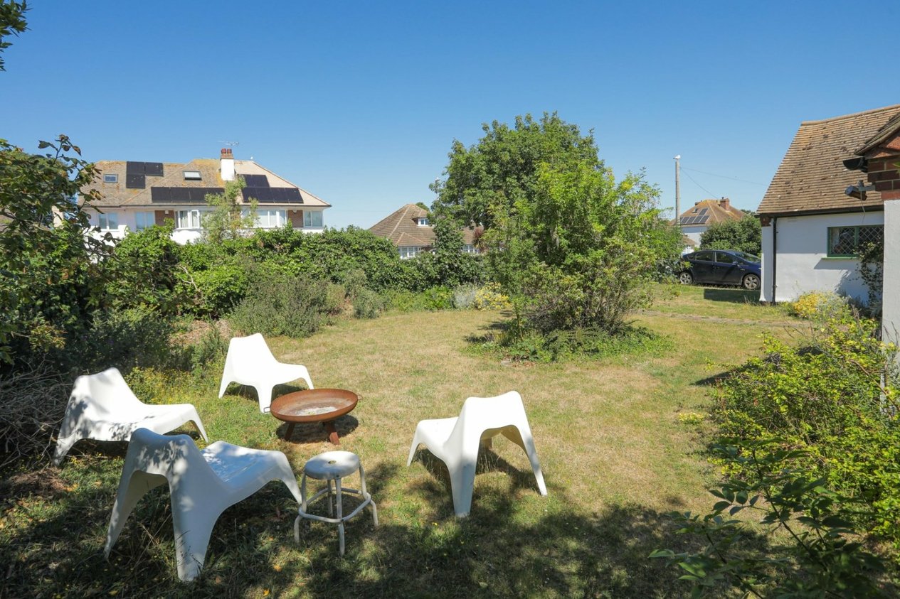 Properties For Sale in West Park Avenue Margate