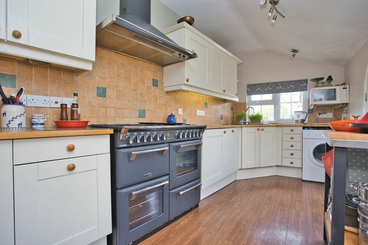 Properties For Sale in West Street  Deal