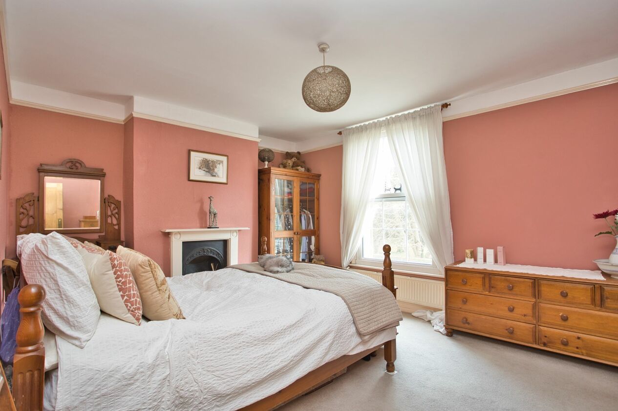 Properties For Sale in West Street  Deal