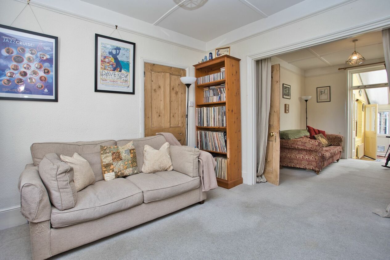 Properties For Sale in West Street  Deal