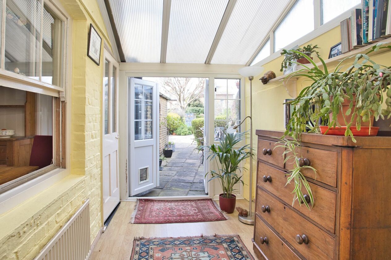 Properties For Sale in West Street  Deal