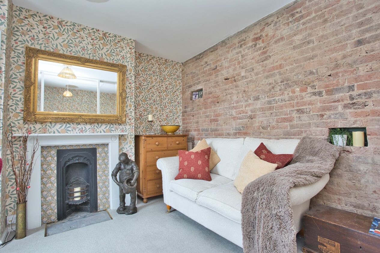 Properties For Sale in West Street  Deal