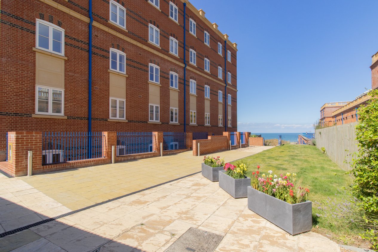 Properties For Sale in Westbrook Gardens Margate