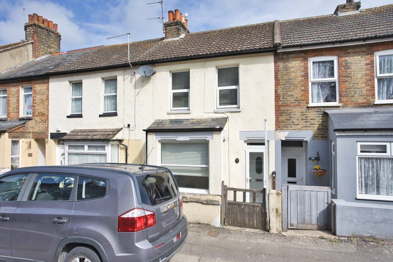 Properties For Sale in Westbury Road Dover