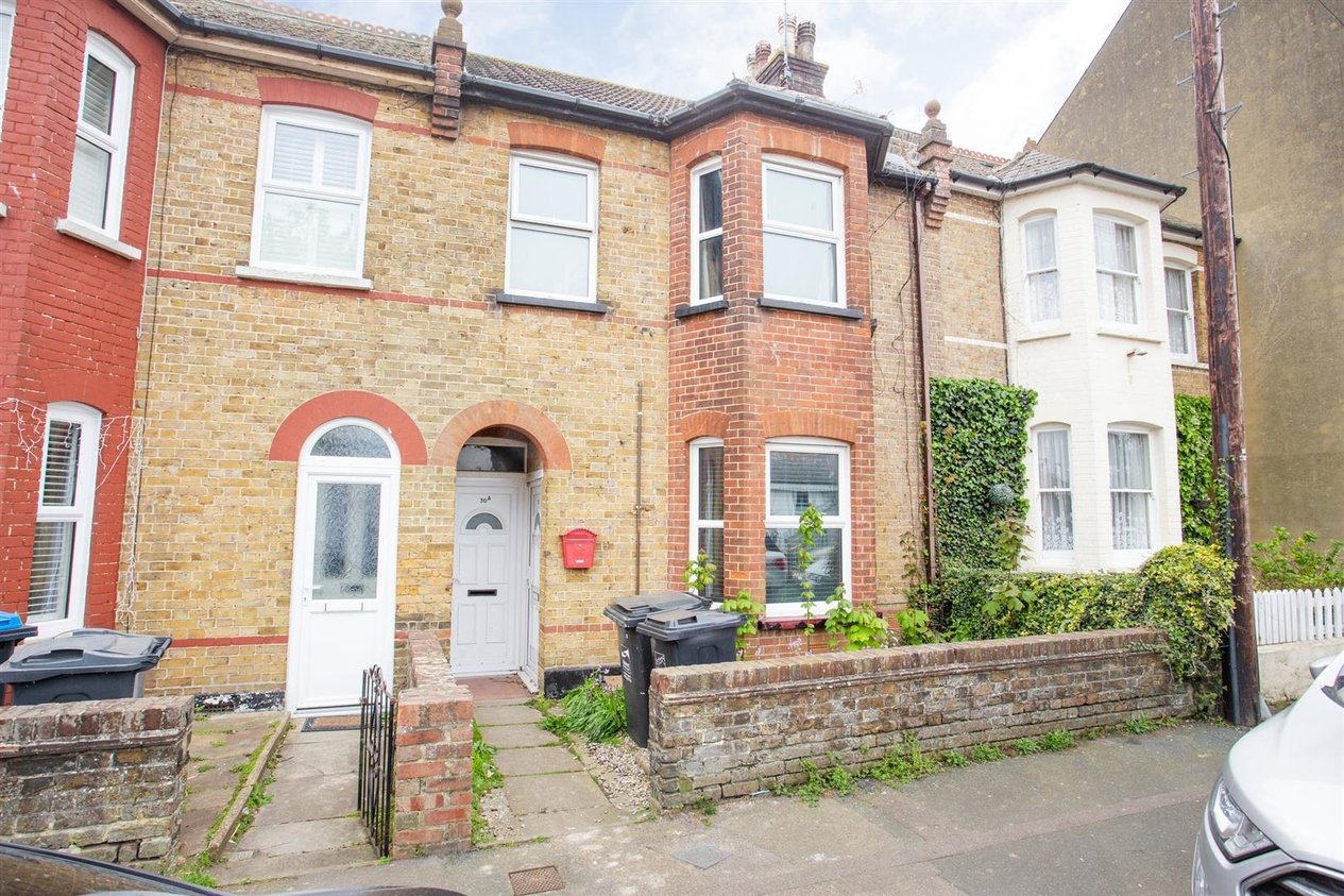 Properties Sold Subject To Contract in Westbury Road 