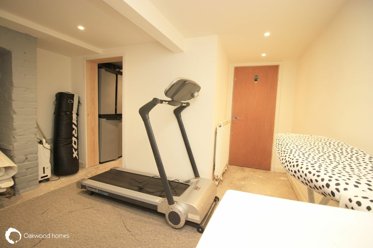 Properties For Sale in Westbury Road 