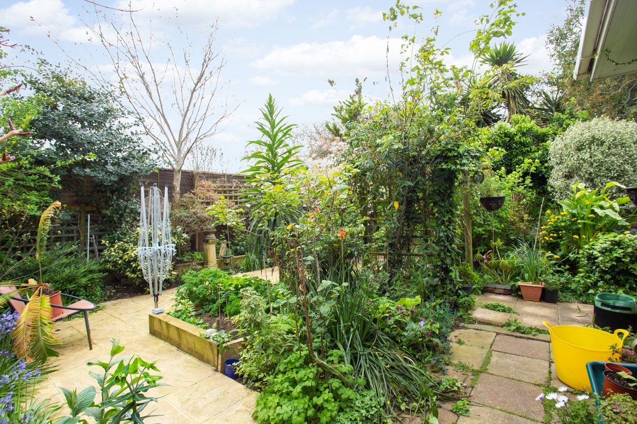 Properties For Sale in Westcliff Gardens  Margate