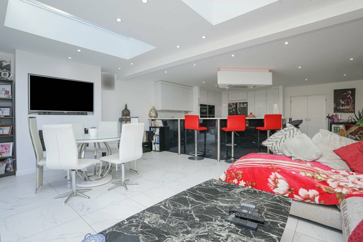 Properties For Sale in Westcliff Gardens, 