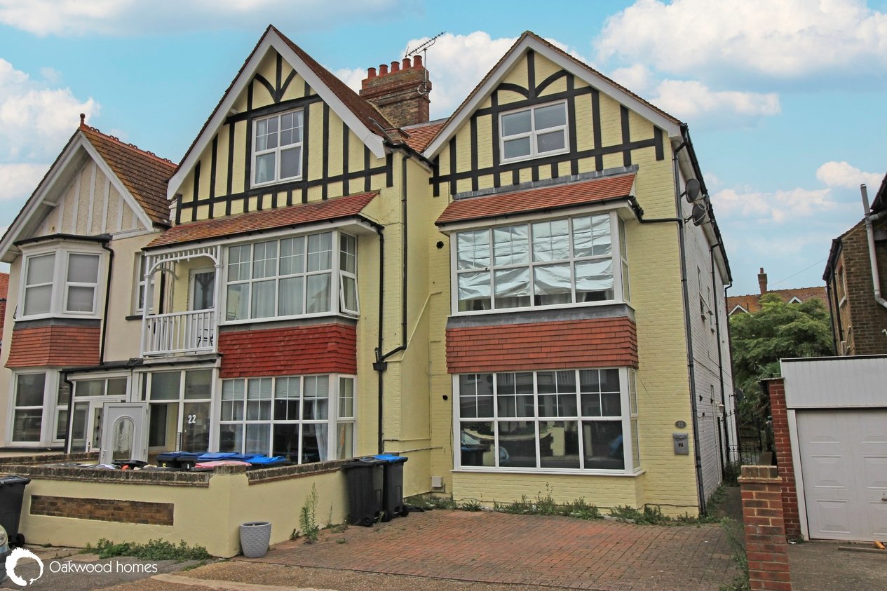 Properties Under Offer in Westcliff Road 