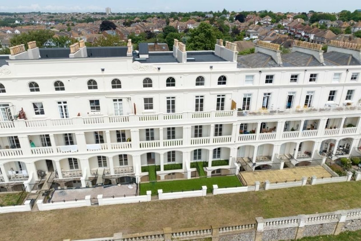 Properties Under Offer in Westcliff Terrace Mansions Pegwell Road