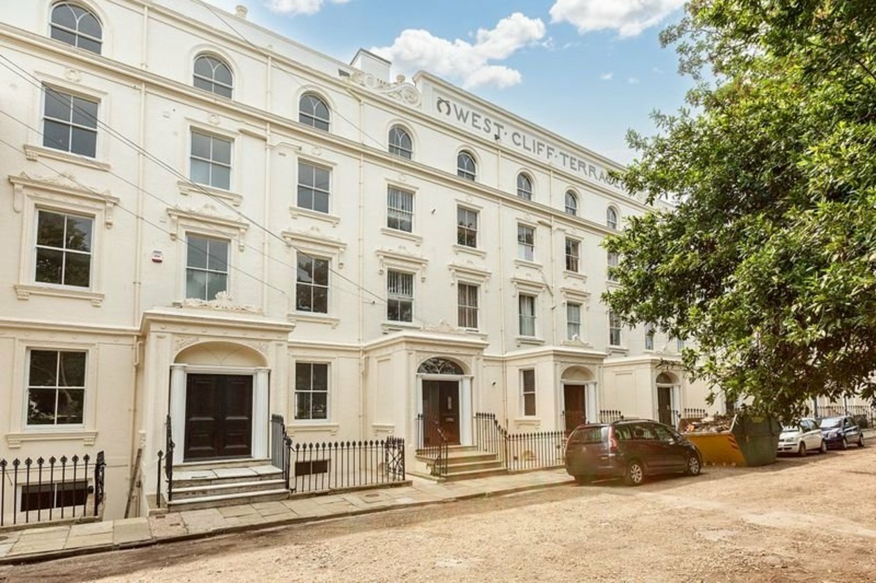 Properties Under Offer in Westcliff Terrace Mansions Pegwell Road