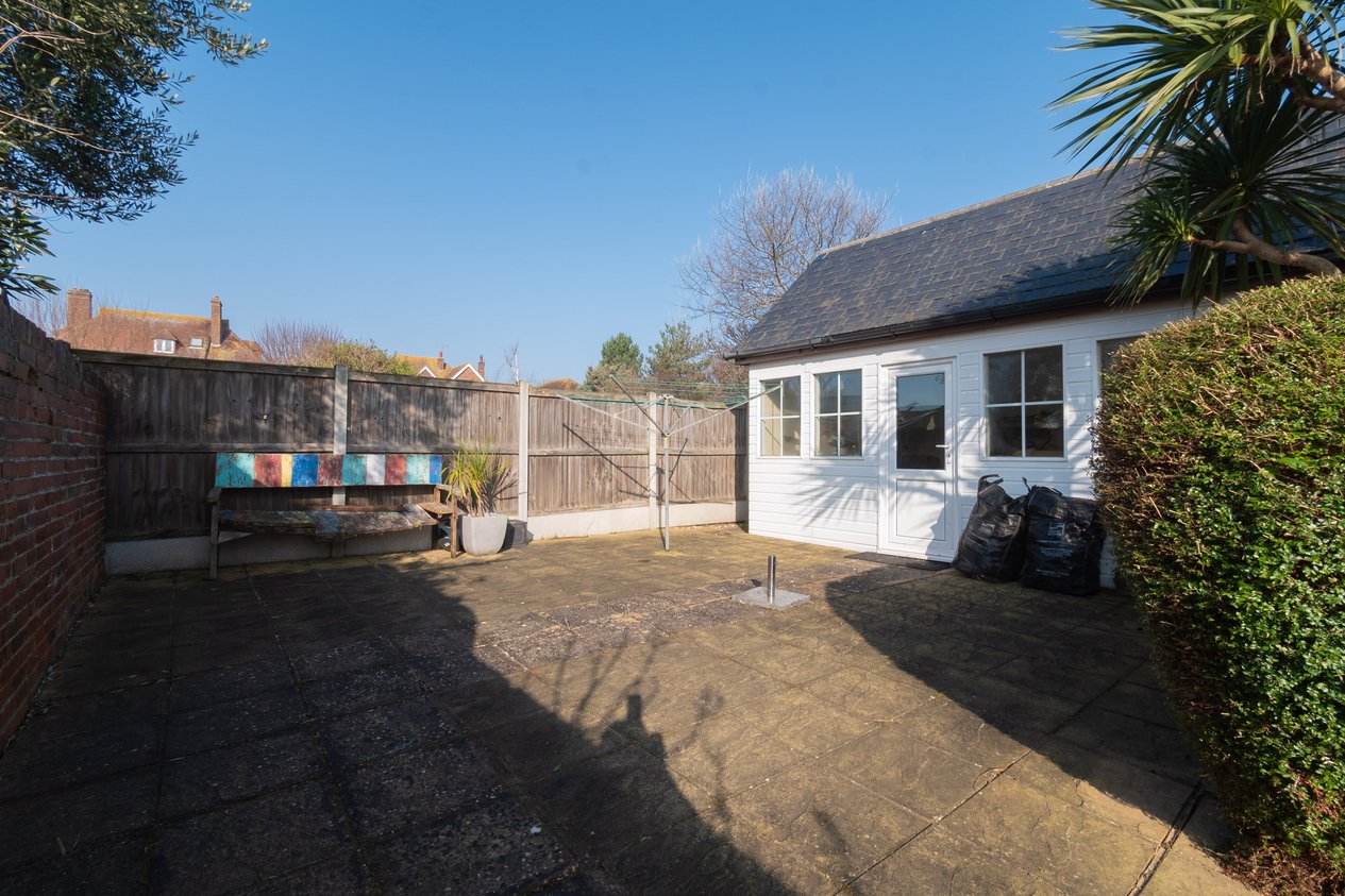 Properties Under Offer in Western Esplanade Broadstairs