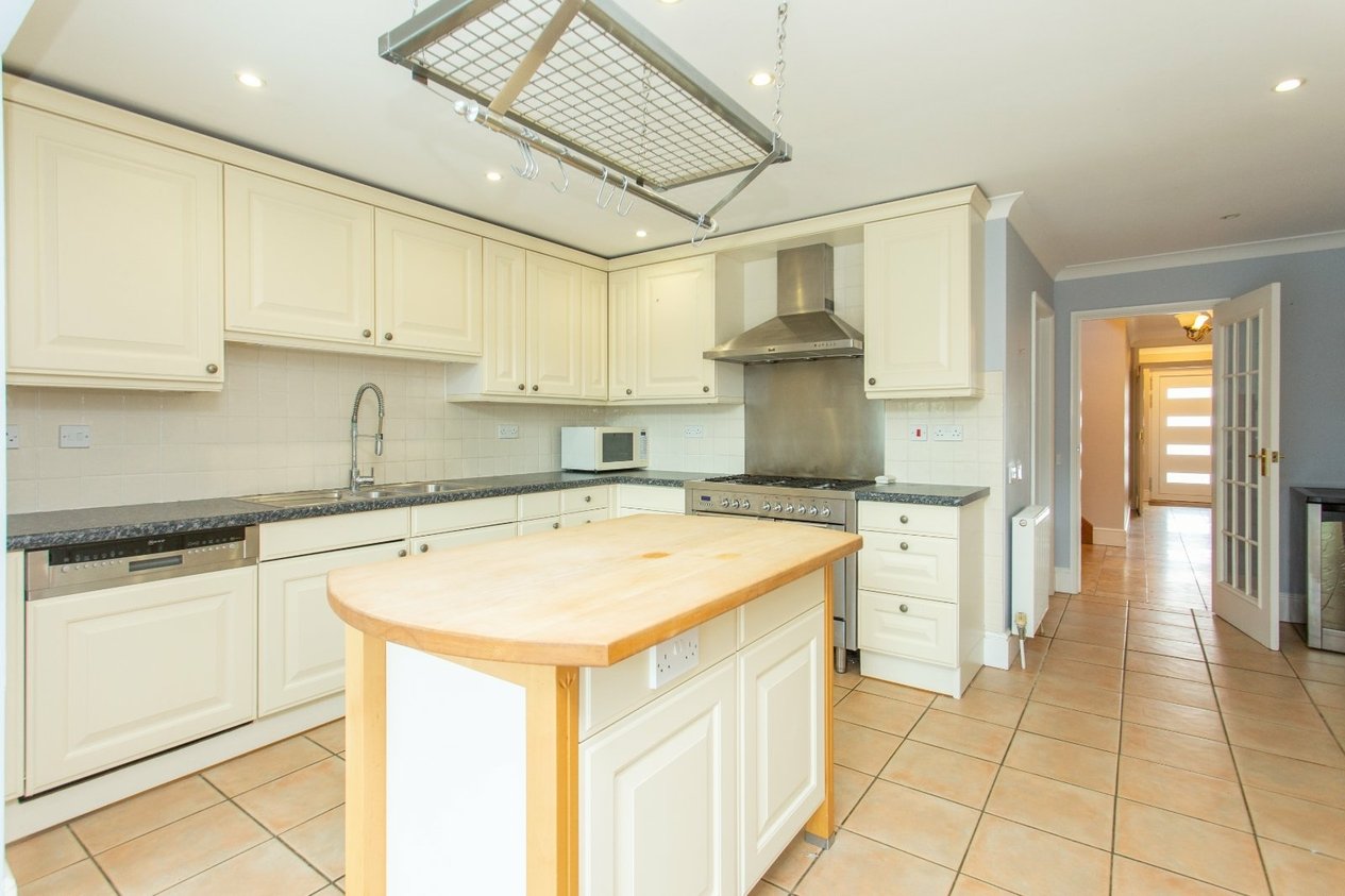Properties For Sale in Western Esplanade Broadstairs