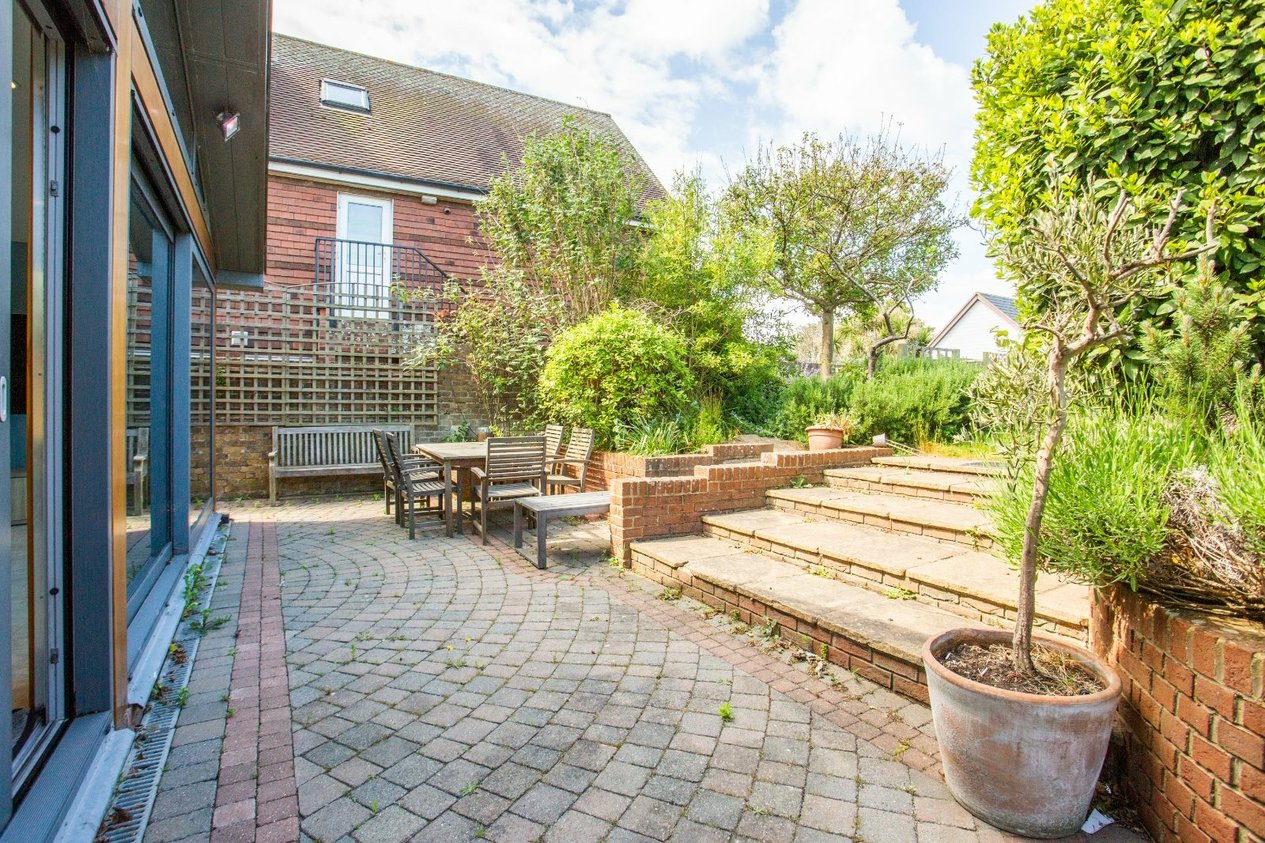 Properties For Sale in Western Esplanade Broadstairs