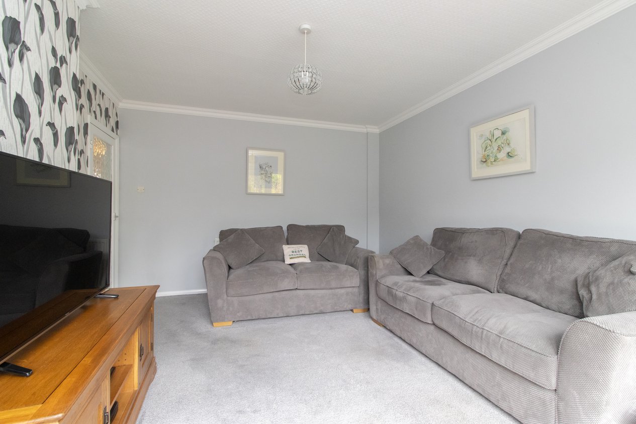 Properties Under Offer in Western Road Margate