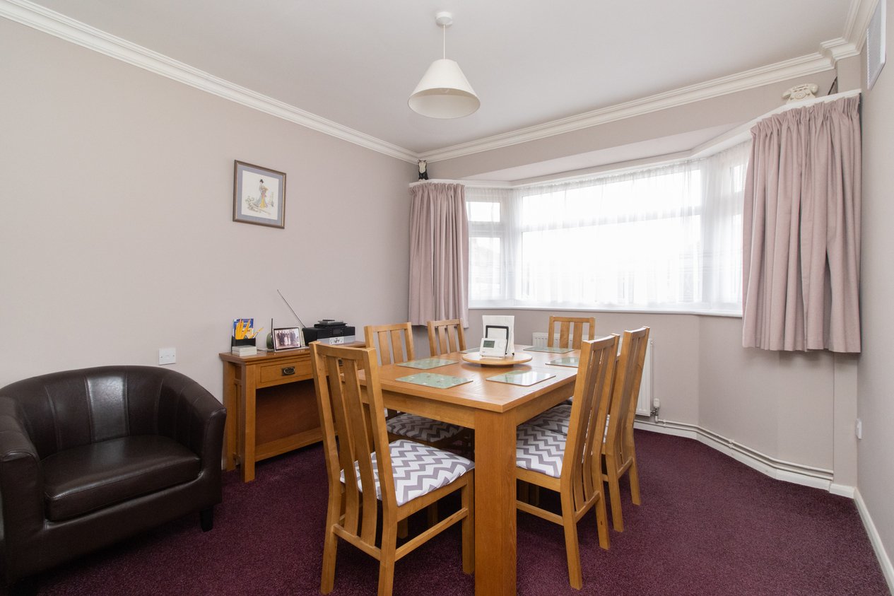 Properties Under Offer in Western Road Margate