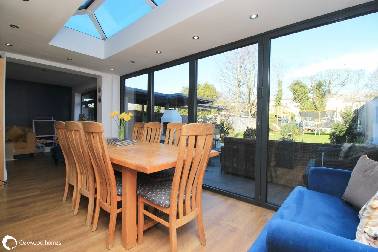 Properties Under Offer in Westfield Road 