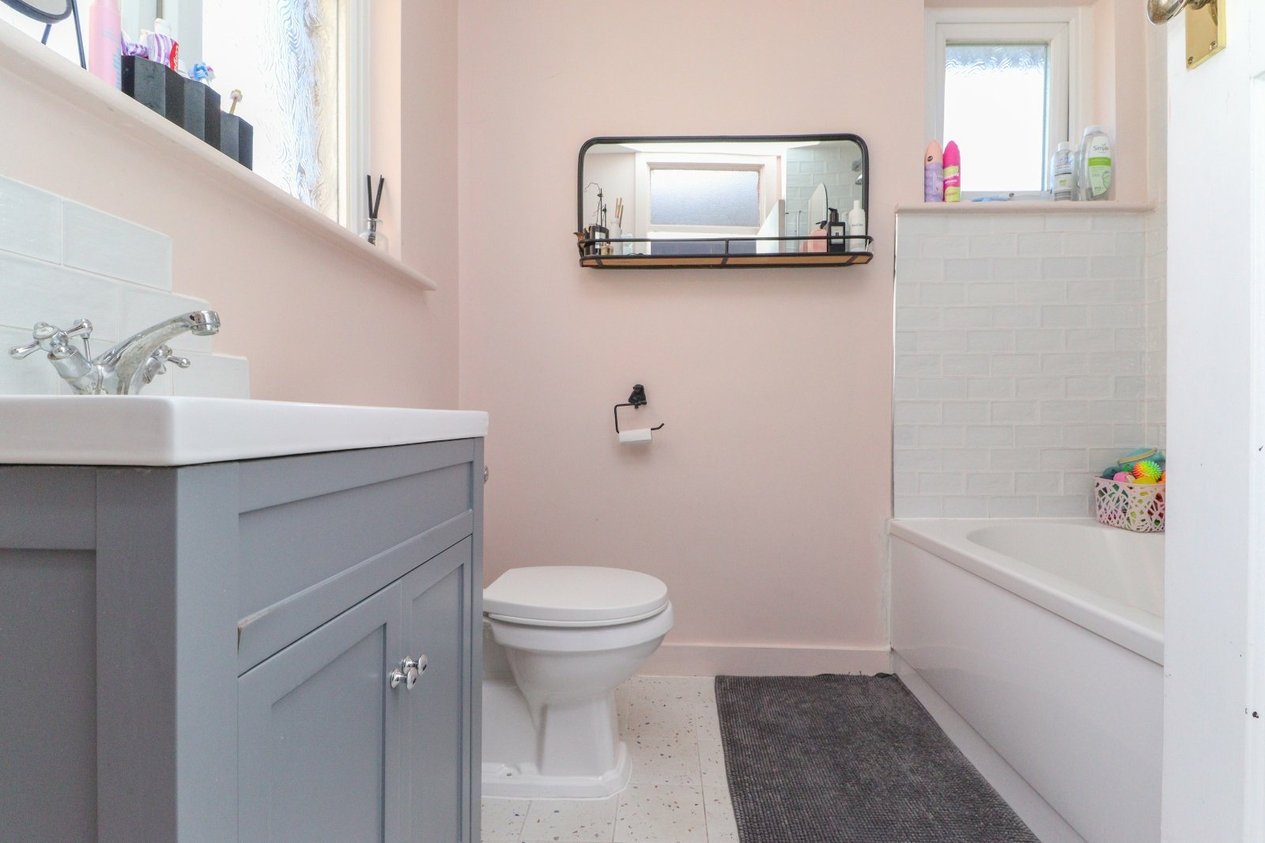 Properties For Sale in Westfield Road Margate
