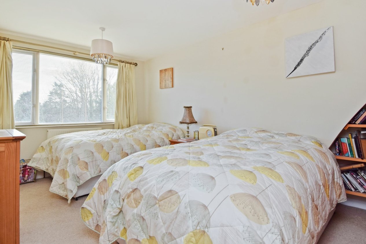 Properties For Sale in Westgate Bay Avenue  Westgate-On-Sea