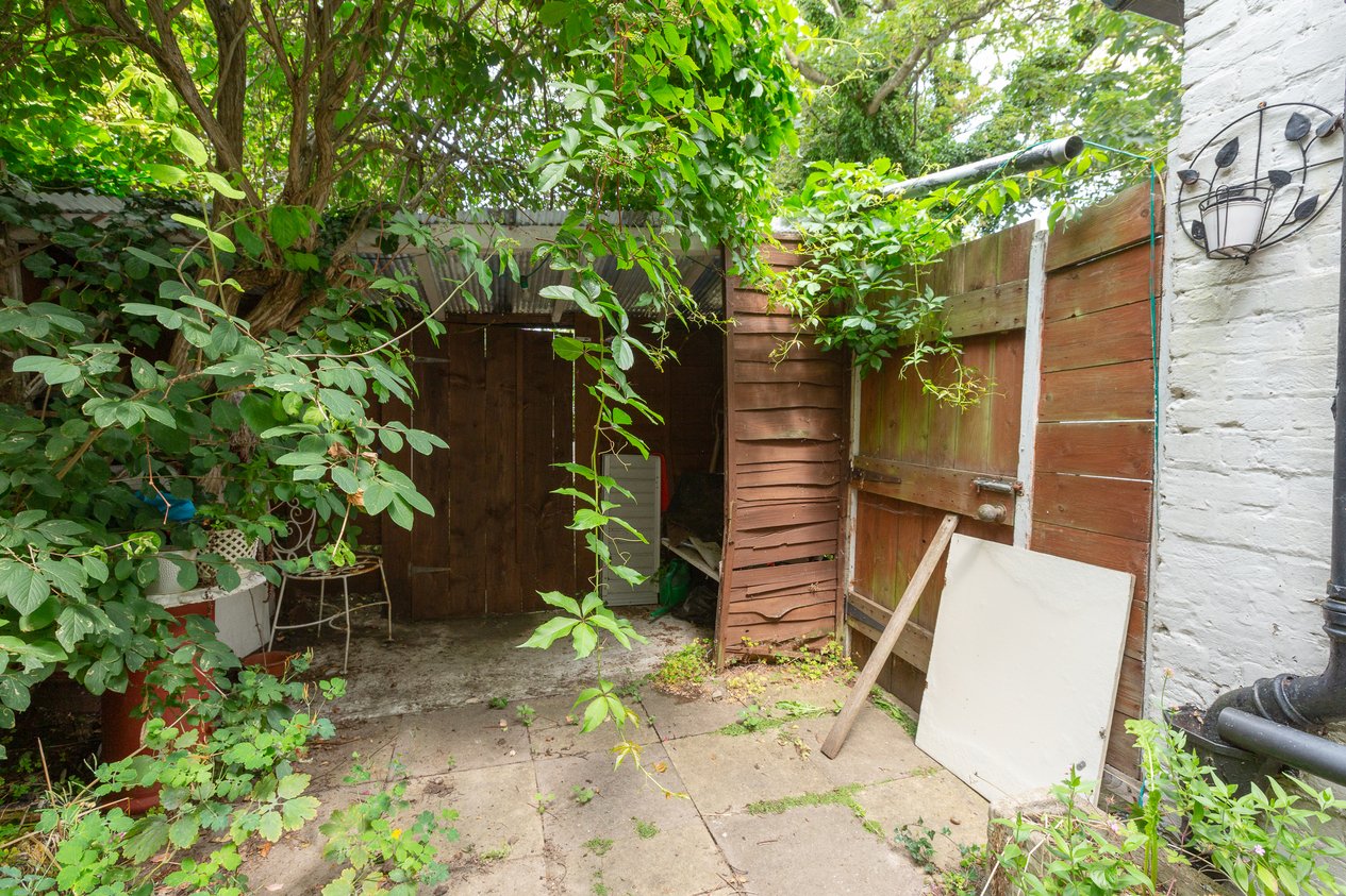 Properties Under Offer in Westgate Bay Avenue Westgate-On-Sea