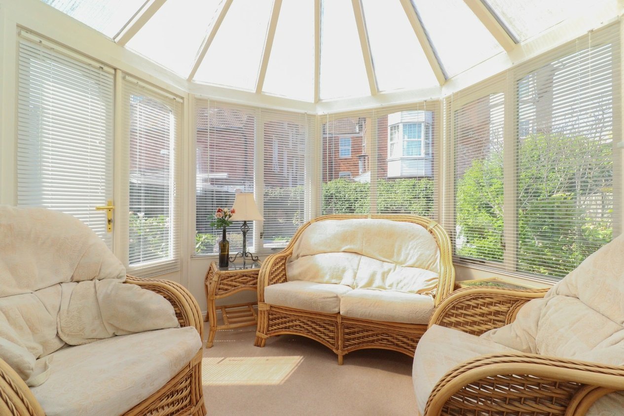 Properties For Sale in Westgate Bay Avenue Westgate-on-Sea
