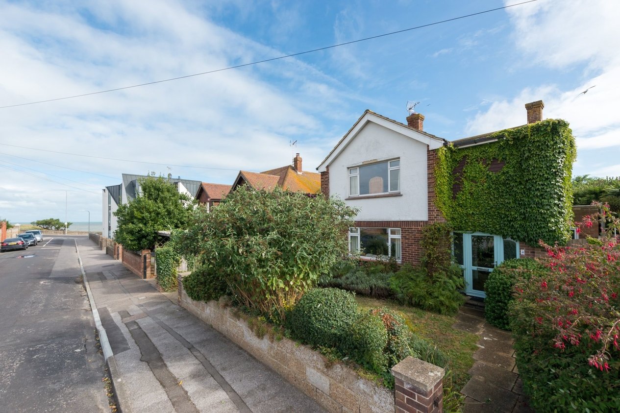 Properties For Sale in Westleigh Road  Westgate-On-Sea