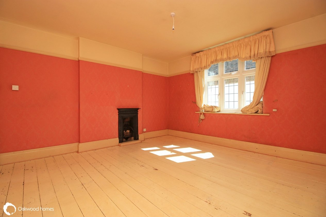 Properties Under Offer in Westonville Avenue Westbrook