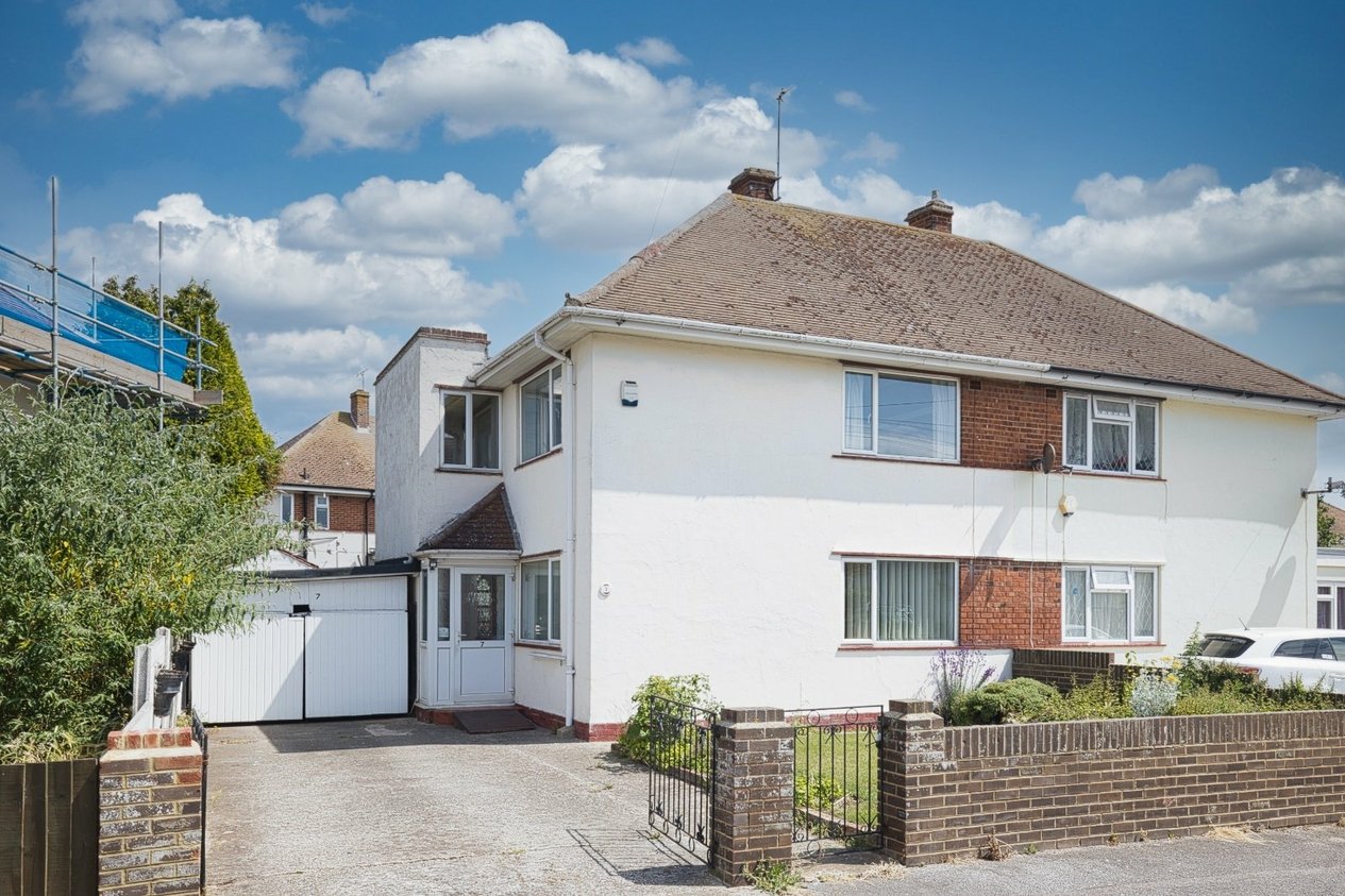 Properties Under Offer in Weyburn Drive Ramsgate