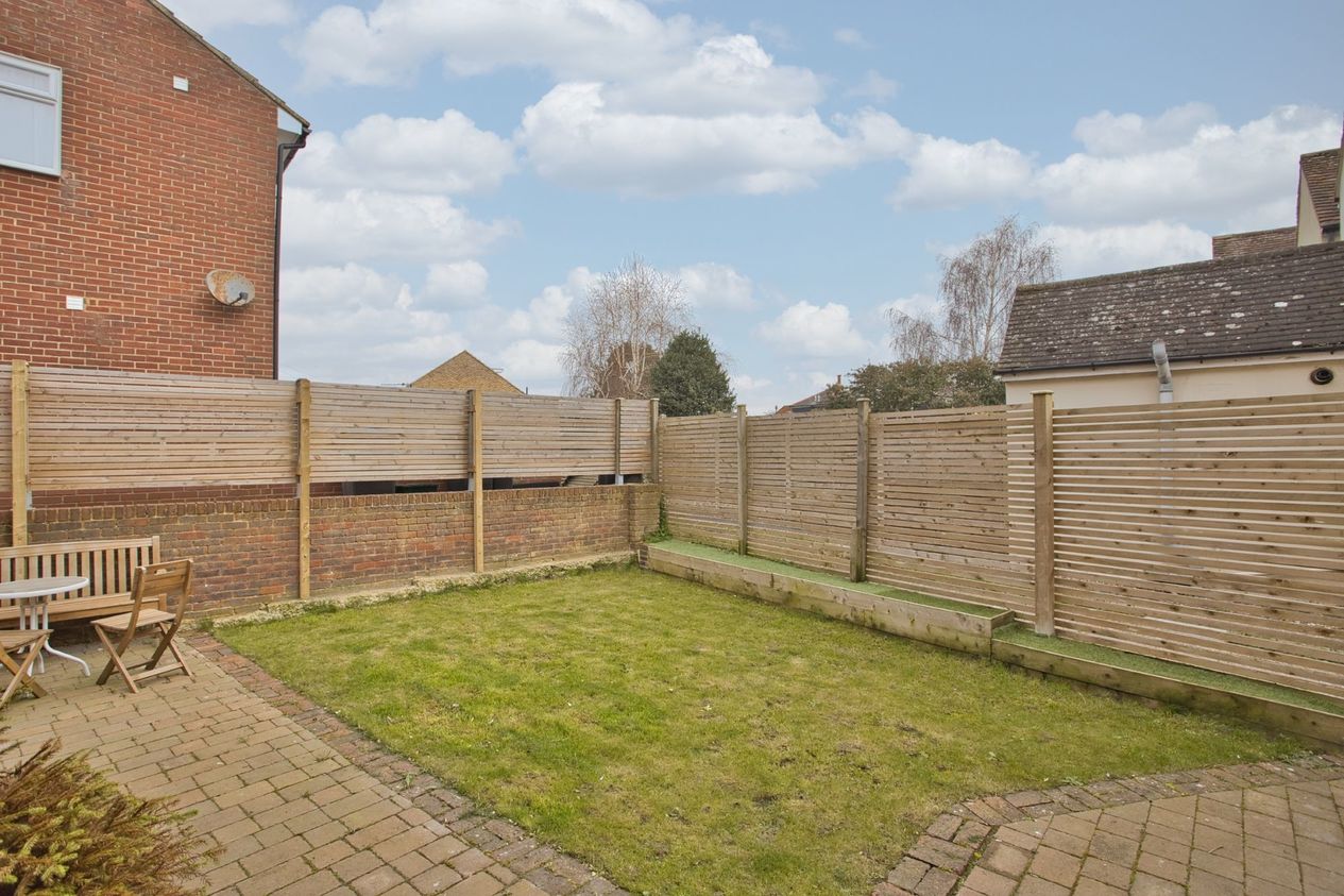 Properties For Sale in Wheelwrights Way  Eastry