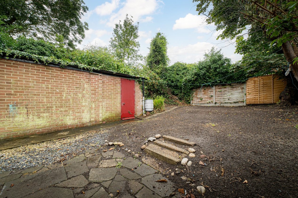 Properties Sold Subject To Contract in Whitehall Gardens  Canterbury