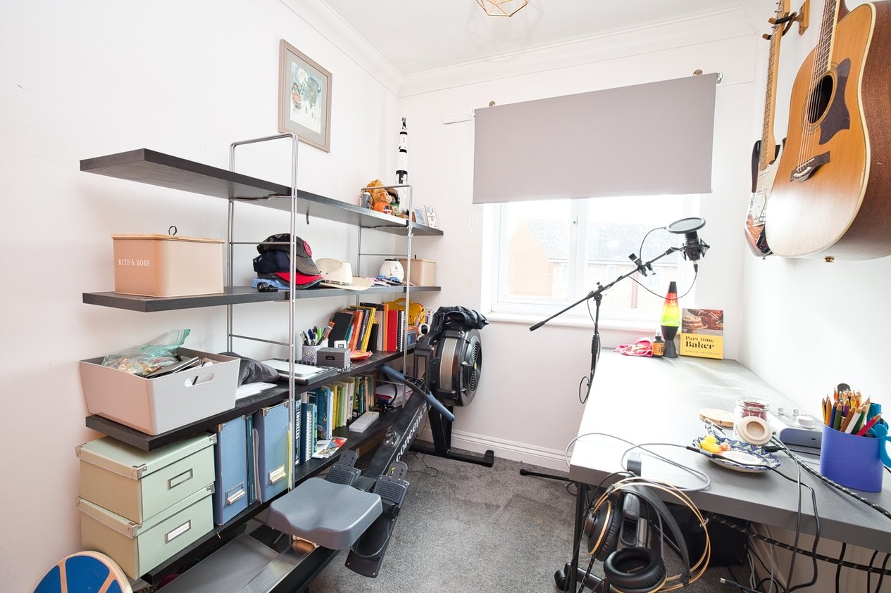 Properties Under Offer in Whitehall Road Ramsgate