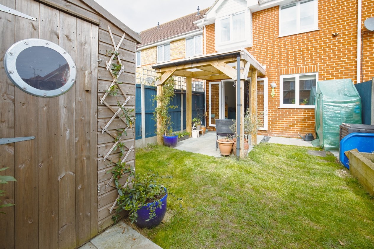 Properties Under Offer in Whitehall Road Ramsgate