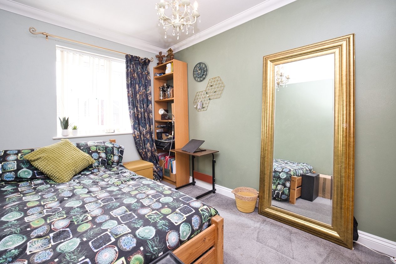 Properties Under Offer in Whitehall Road Ramsgate