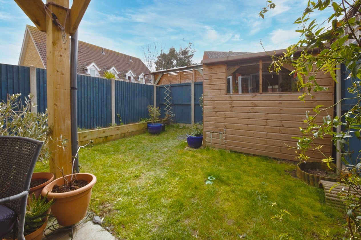 Properties Under Offer in Whitehall Road Ramsgate