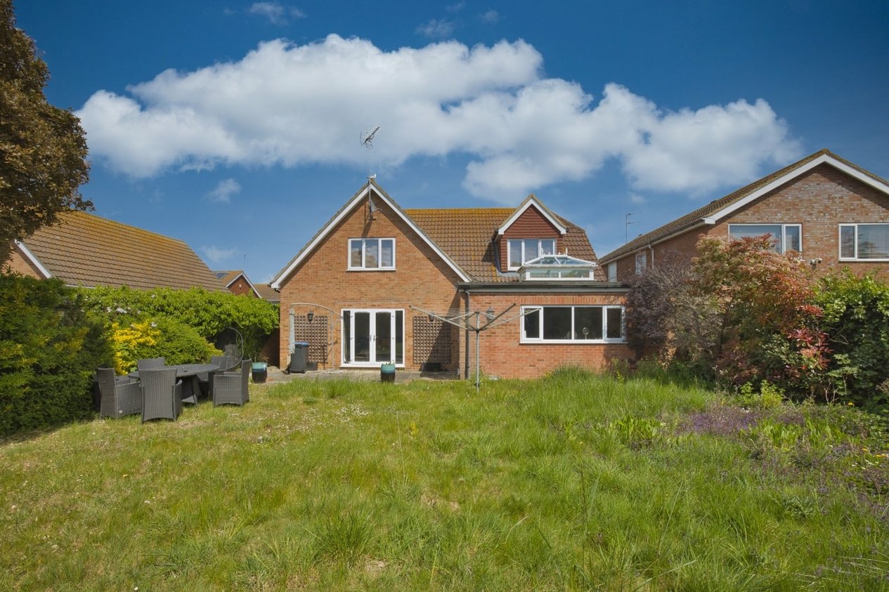 Properties Under Offer in Whiteness Green Broadstairs