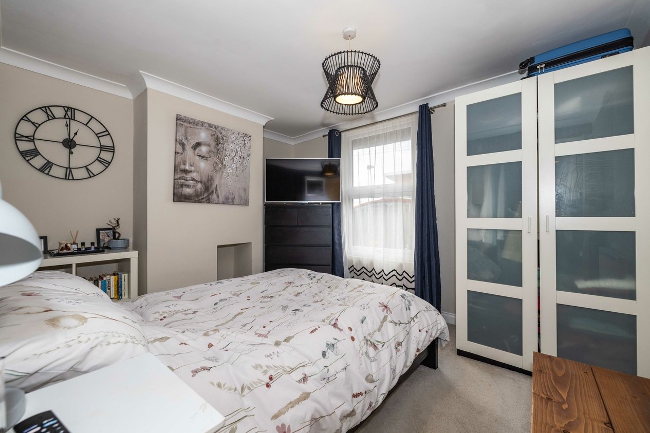 Properties Under Offer in Whitfeld Cottages Whitfeld Road