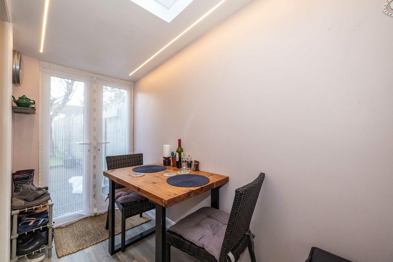 Properties Under Offer in Whitfeld Cottages Whitfeld Road