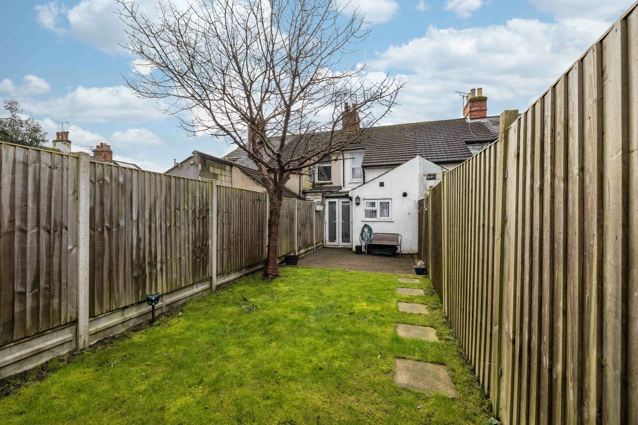 Properties Under Offer in Whitfeld Cottages Whitfeld Road