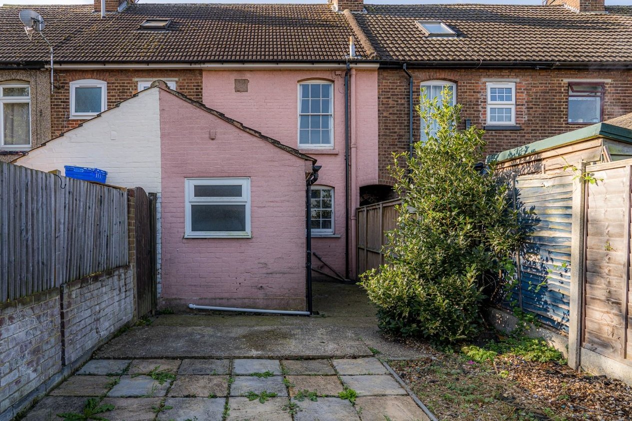 Properties Sold Subject To Contract in Whitstable Road 