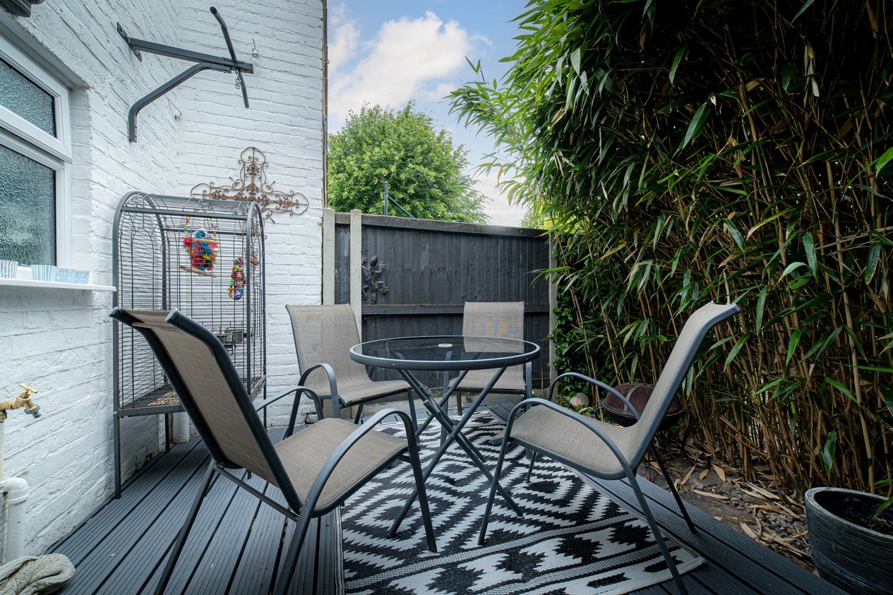 Properties Under Offer in Whitstable Road Faversham