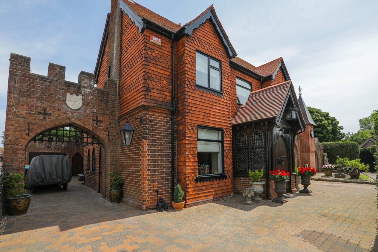 Properties For Sale in Wilkie Road Birchington