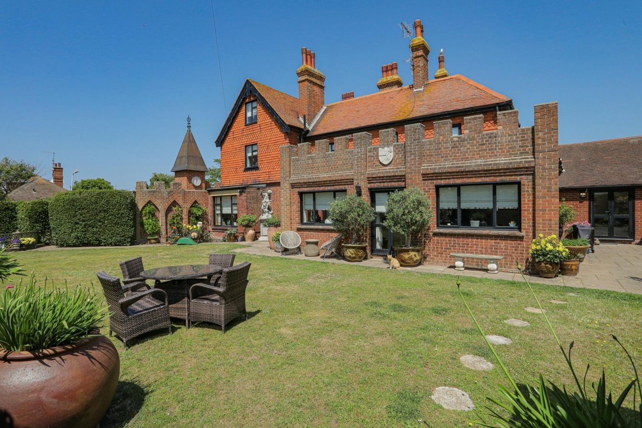 Properties For Sale in Wilkie Road Birchington